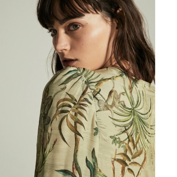 🧉OYSHO🧉POSH JUNGLE PRINTED DRESS🧉 - Picture 3 of 9